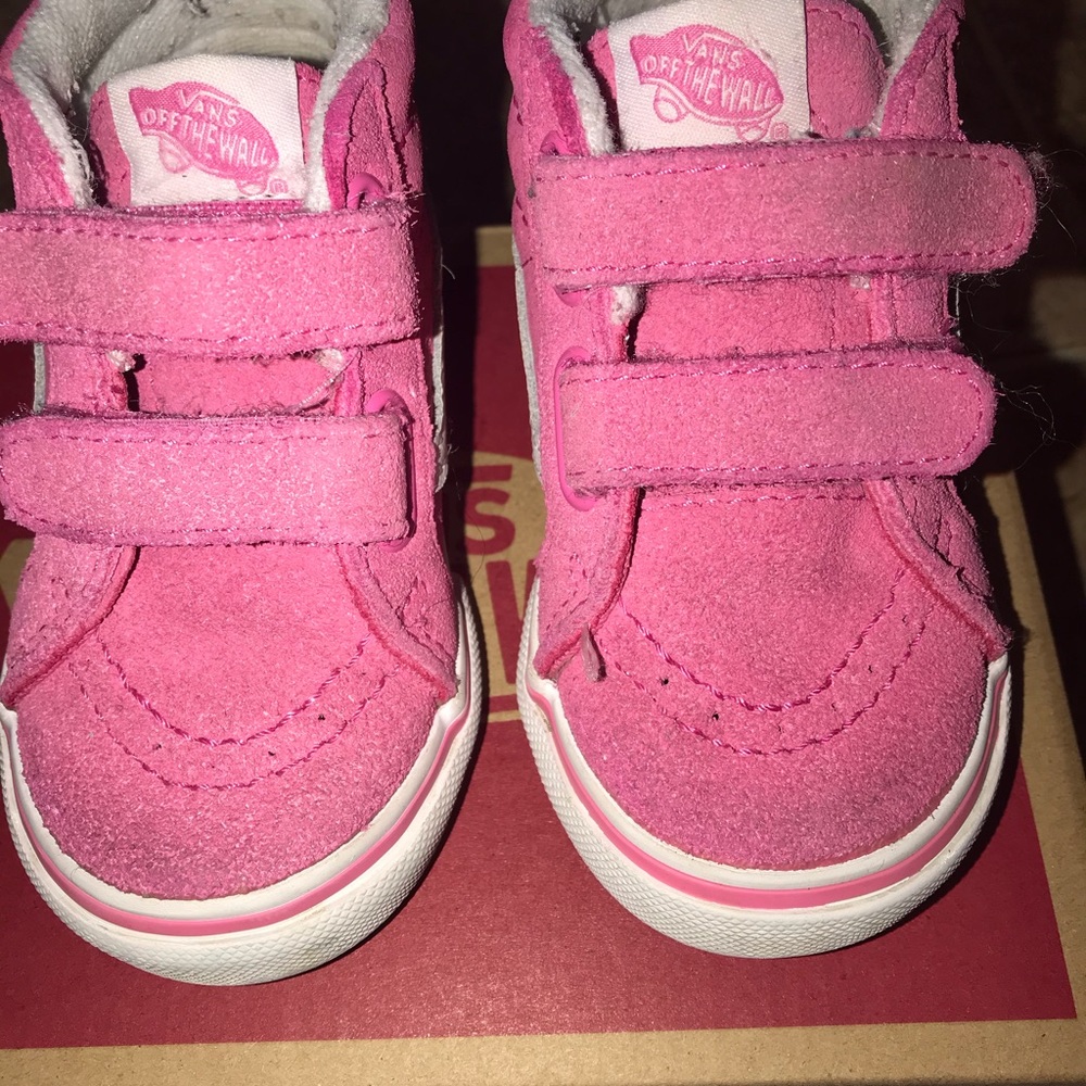 Cute Mid Vans